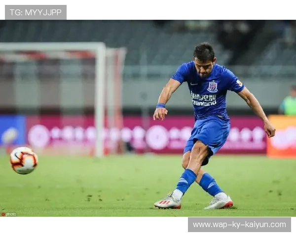 河南俱乐部直塞连连形成冲击点 河南俱乐部直塞连连形成冲击点