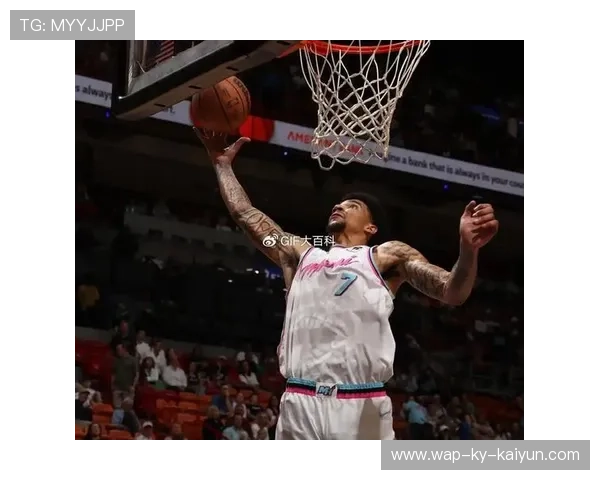 凯尔·韦尔引领热火新希望，28分19篮板惊艳全场